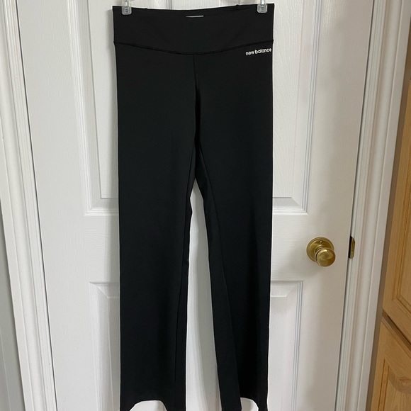 Black NEW BALANCE yoga pants size S - Picture 1 of 8